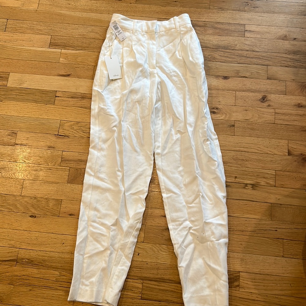 NWT - Wilfred linen pants